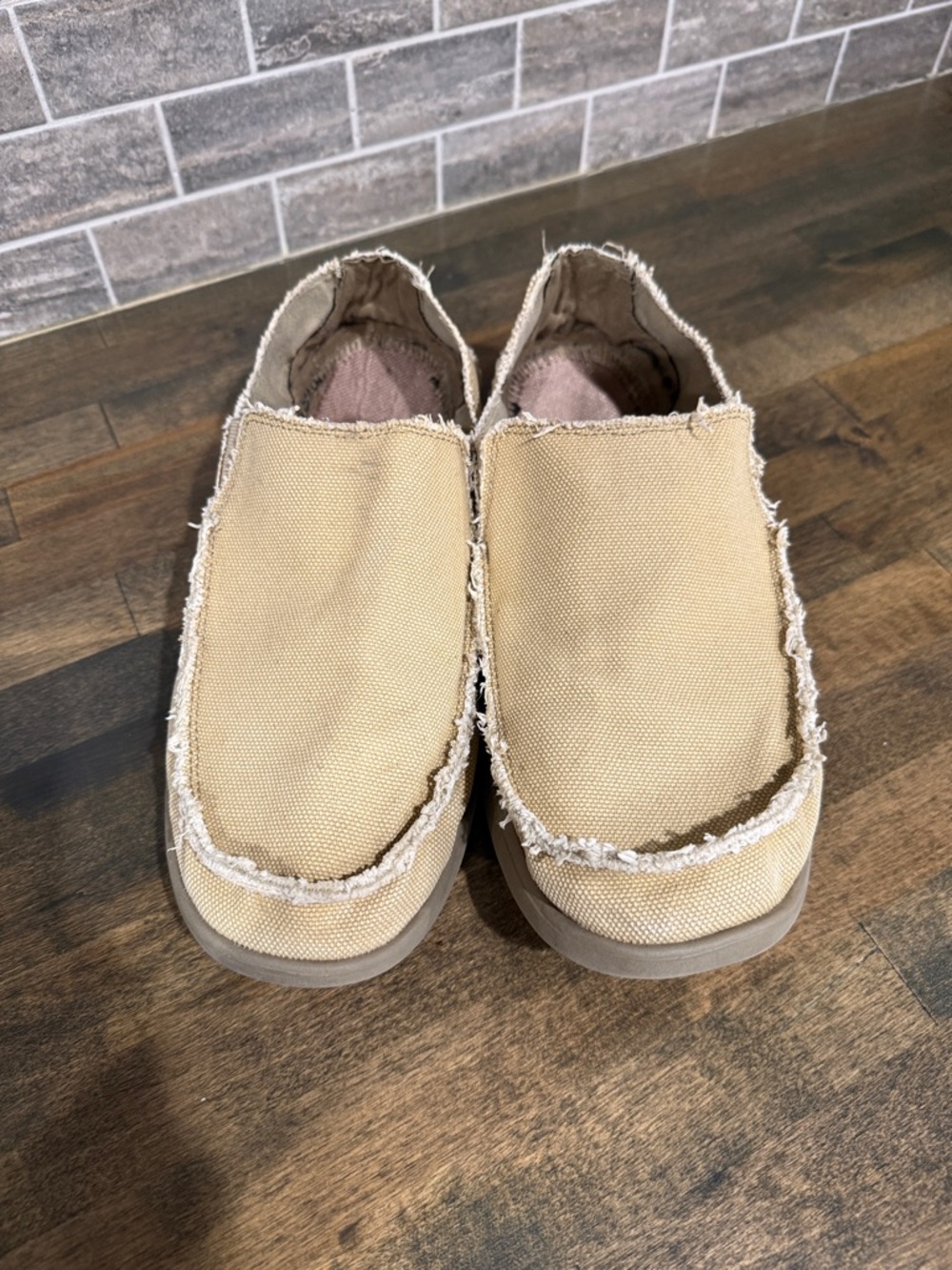 Crocs Santa Cruz Mens Loafers Tan Size 12 READ DESCRIOTION - Picture 2 of 11
